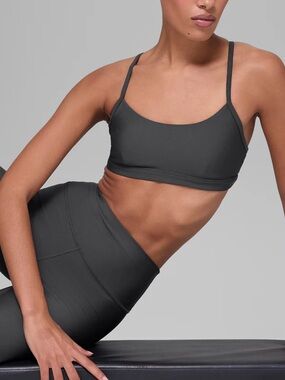 Alo Yoga Anthracite Workout Set